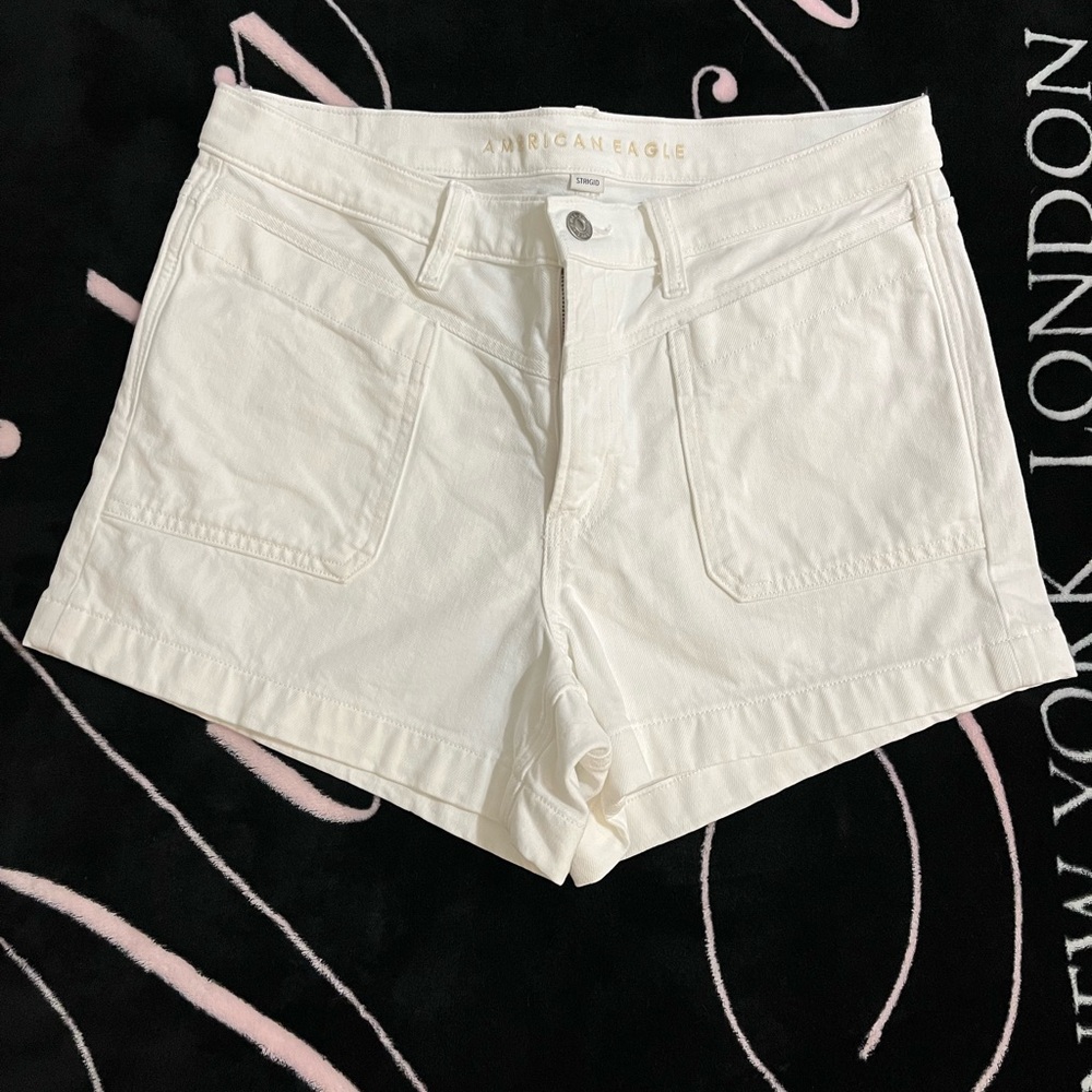 American Eagle Outfitters Women's Cream Jean Shorts